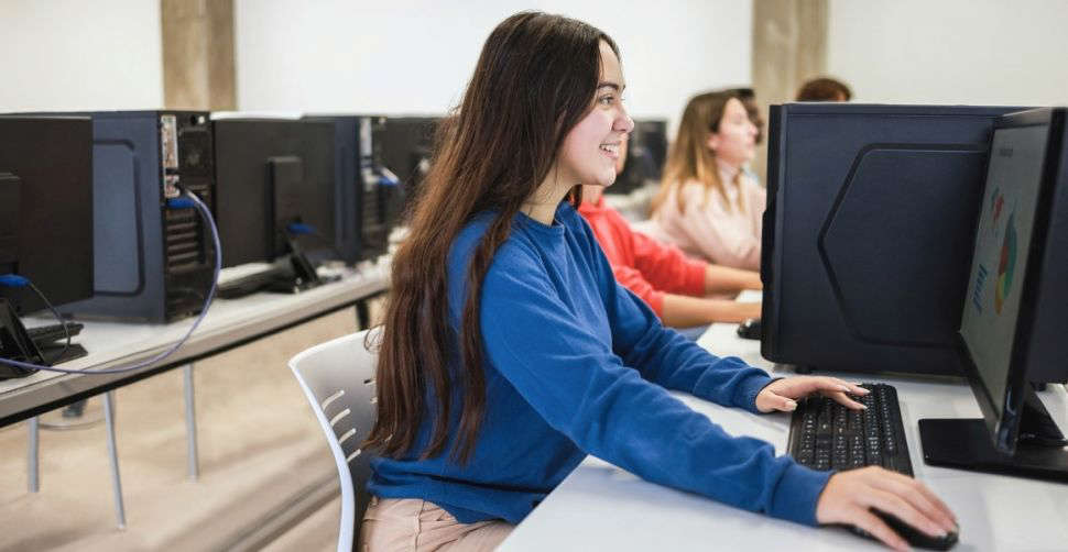 Samsung Buat Program Magang Bagi 400-an Siswa SMK se-Indonesia, Ada di Sulawesi